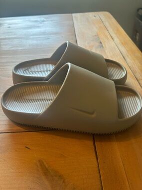 Nike Slide Sandals in Beige